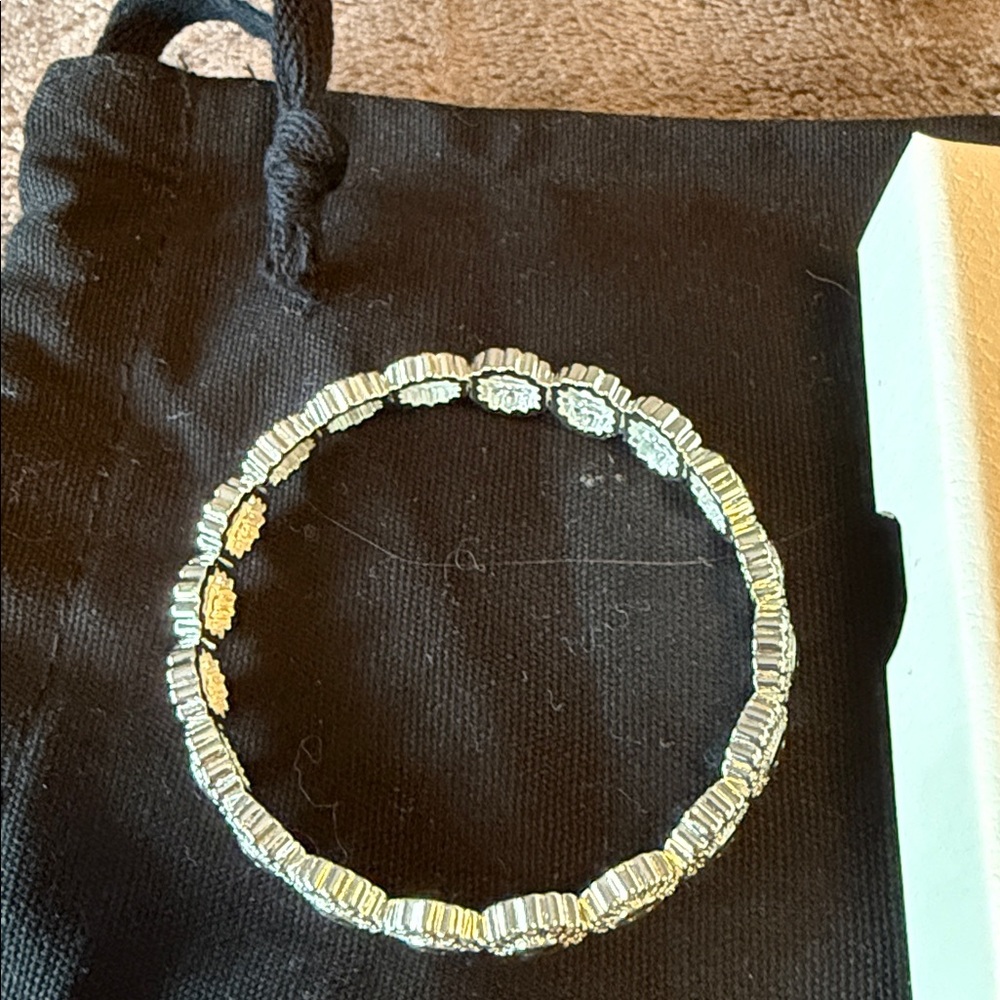 Lisa Gozlan Daisy Bracelet - Picture 2 of 3